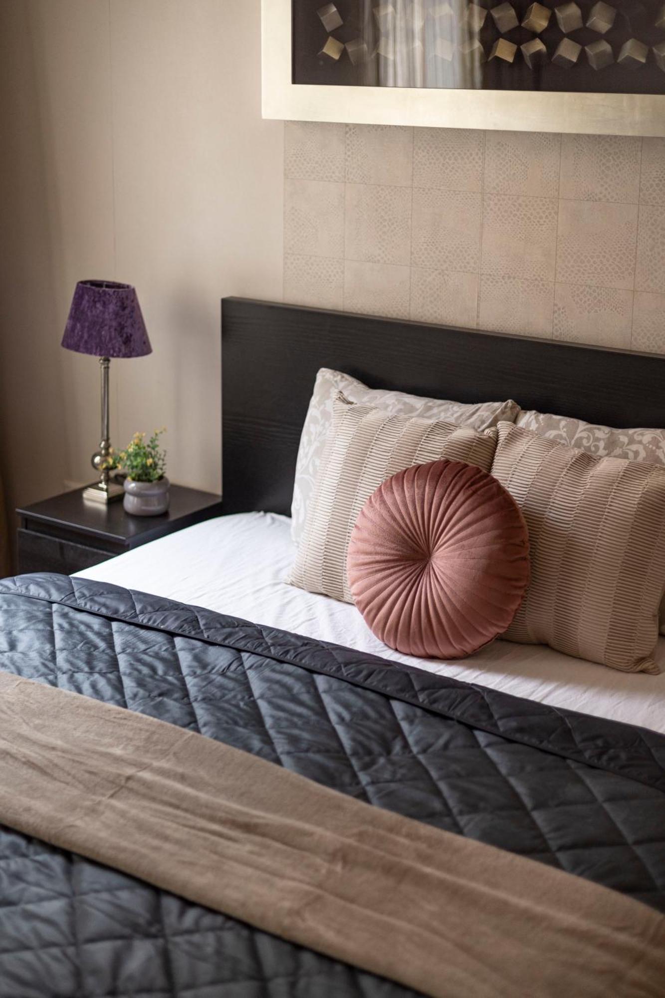 Exclusive Central Suite With Balcony By Prestige Homes Будапеща Екстериор снимка