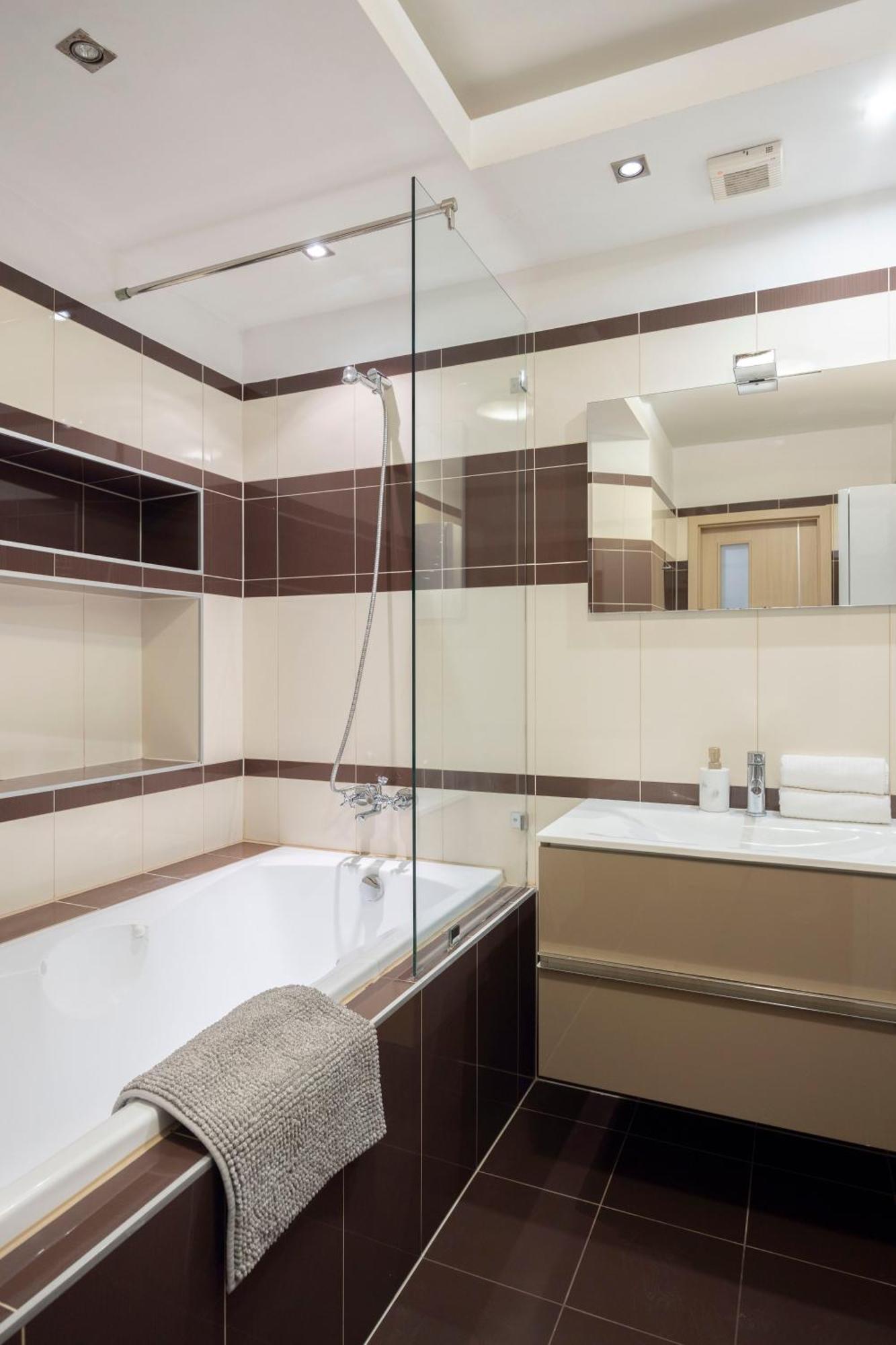 Exclusive Central Suite With Balcony By Prestige Homes Будапеща Екстериор снимка