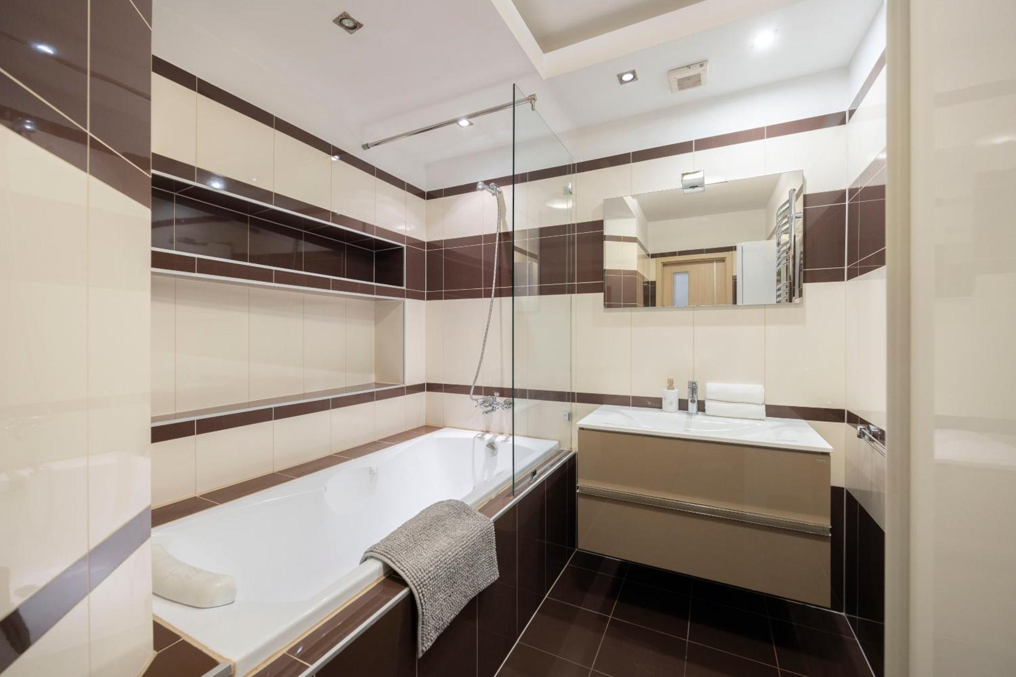 Exclusive Central Suite With Balcony By Prestige Homes Будапеща Екстериор снимка