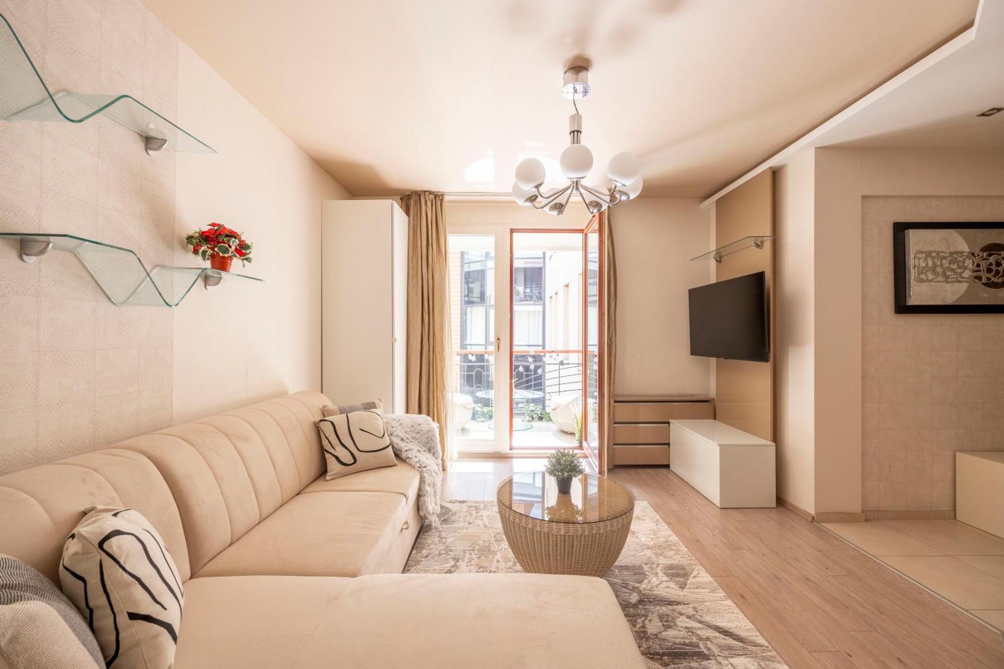 Exclusive Central Suite With Balcony By Prestige Homes Будапеща Екстериор снимка